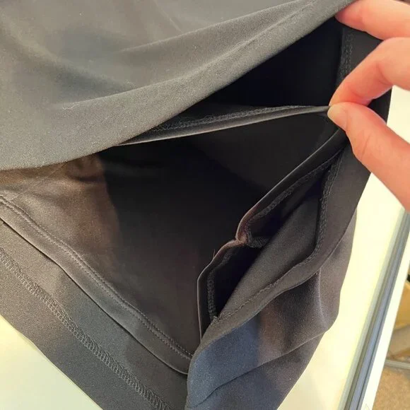 Betsey Johnson Black Sheath Dress Size 4 Faux Tahitian Pearl Fully Lined Crepe - Picture 5 of 10